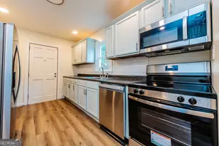 111 Benton Ave, Warner Robins, GA 31088 - Photo 12