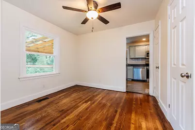 111 Benton Avenue, Warner Robins, GA 31088 - Photo 14