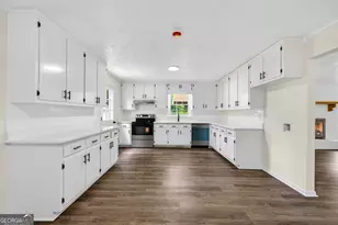 2344 W McIntosh Rd, Griffin, GA 30223 - Photo 6