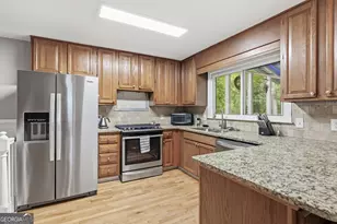 2111 Cornerstone Ln S W, Marietta, GA 30064 - Photo 14