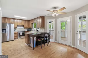 2111 Cornerstone Ln S W, Marietta, GA 30064 - Photo 10