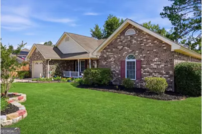 1904 Bluestone Loop, Hinesville, GA 31313 - Photo 2
