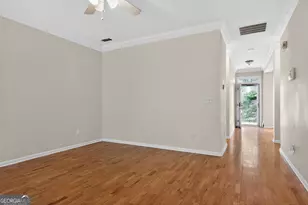 2441 Charleston Pointe Ct SE, Atlanta, GA 30316 - Photo 8