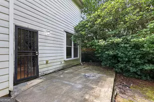2441 Charleston Pointe Ct SE, Atlanta, GA 30316 - Photo 4