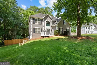 39 Springfield Court, Newnan, GA 30265 - Photo 2