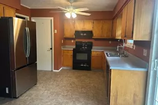 804 Diamond Cir, La Fayette, GA 30728 - Photo 10