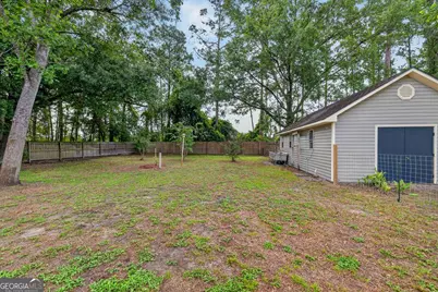 106 Timber Ridge Dr, Brunswick, GA 31525 - Photo 2