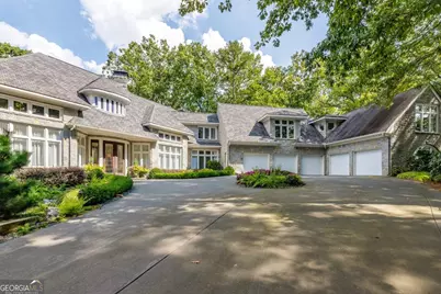 9030 Old Southwick Pass, Alpharetta, GA 30022 - Photo 2
