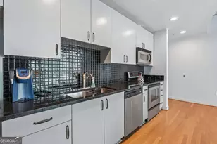 250 Pharr Rd NE, Atlanta, GA 30305 - Photo 6