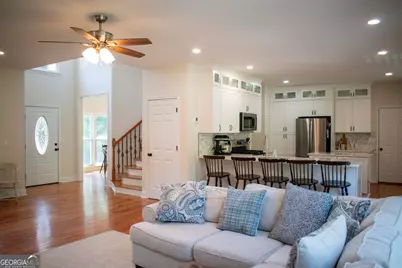 2735 Hanson Court, Cumming, GA 30041 - Photo 6