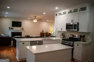 2735 Hanson Ct, Cumming, GA 30041 - Photo 6