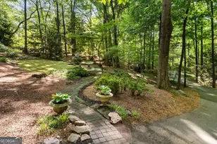 1575 Northridge Road NE, Sandy Springs, GA 30350 - Photo 2