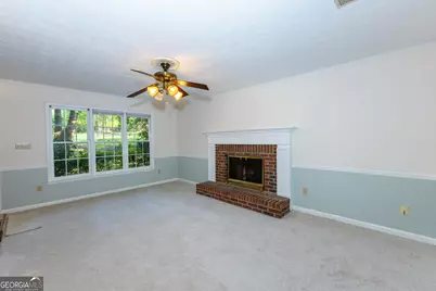 140 Windsor Drive, Fayetteville, GA 30215 - Photo 8