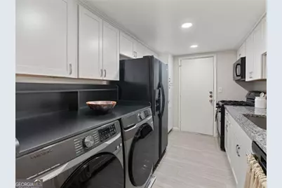 6851 Roswell Road #H26, Atlanta, GA 30328 - Photo 10