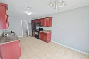 1124 Mcconaughy Ct, McDonough, GA 30253 - Photo 4
