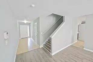1124 Mcconaughy Ct, McDonough, GA 30253 - Photo 2
