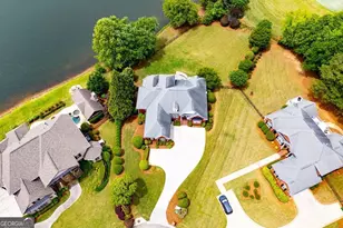210 Turnberry Cir, Carrollton, GA 30116 - Photo 6