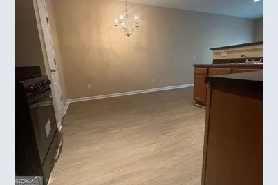6959 Rogers Point, Lithonia, GA 30058 - Photo 8