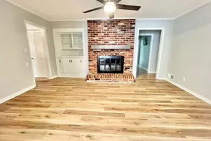 3154 Barkside Ct, Atlanta, GA 30341 - Photo 4