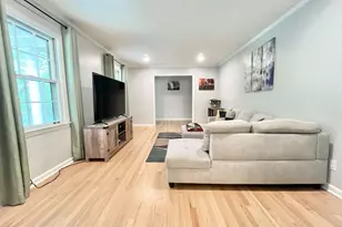 3154 Barkside Ct, Atlanta, GA 30341 - Photo 6