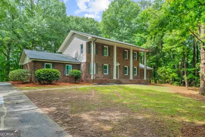 125 Silver Leaf Drive, Fayetteville, GA 30214 - Photo 2