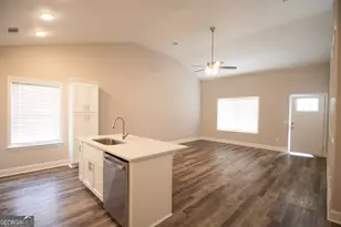 106 Woodsedge Dr, Brooklet, GA 30415 - Photo 2