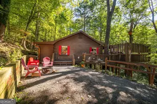 129 N Cherokee Dr, Blue Ridge, GA 30513 - Photo 1