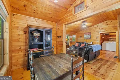 129 N Cherokee Drive, Blue Ridge, GA 30513 - Photo 8