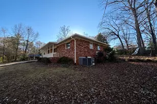 1648 Hammond Woods Cir SW, Marietta, GA 30008 - Photo 8