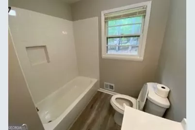 128 Pine Circle, Winder, GA 30680 - Photo 10