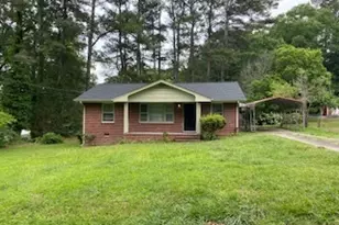 128 Pine Cir, Winder, GA 30680 - Photo 1