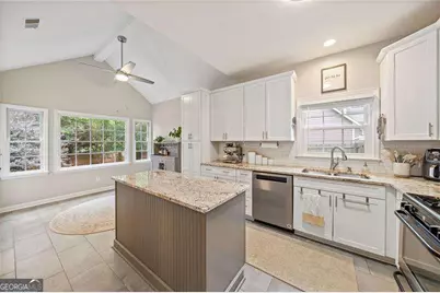 2376 Battle Forest Drive SW, Marietta, GA 30064 - Photo 8