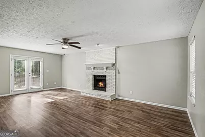 1304 Oakwood Road, Jonesboro, GA 30236 - Photo 4