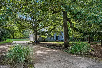 1304 Oakwood Road, Jonesboro, GA 30236 - Photo 2