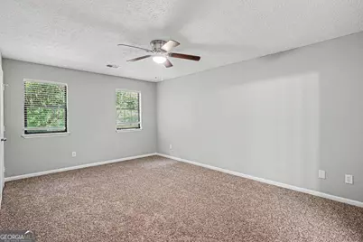 1304 Oakwood Road, Jonesboro, GA 30236 - Photo 8