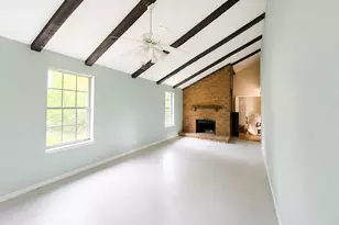 525 Carolyn St, Metter, GA 30439 - Photo 2