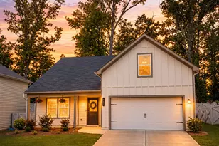 366 Fox Crk Dr, Braselton, GA 30517 - Photo 1