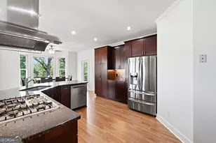 2951 Summitop Ct, Marietta, GA 30066 - Photo 14
