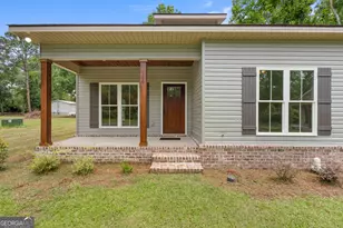 126 Woods Ave, Portal, GA 30450 - Photo 2