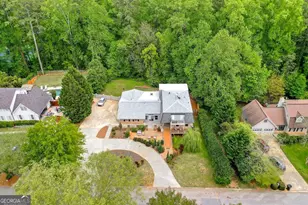 212 Kings Row, Marietta, GA 30067 - Photo 8