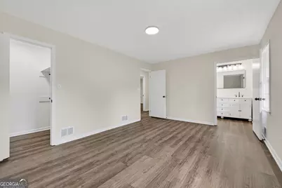 2344 W McIntosh Road, Griffin, GA 30223 - Photo 10