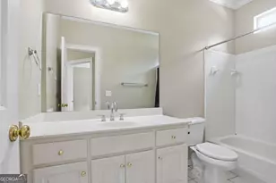 519 Emerald Lake Ln, Buford, GA 30518 - Photo 32