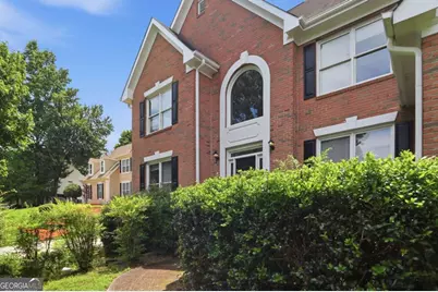 519 Emerald Lake Lane, Buford, GA 30518 - Photo 2