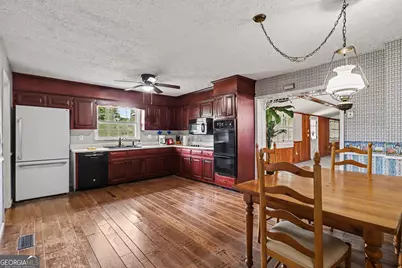 525 Lawshe Road, Senoia, GA 30276 - Photo 8
