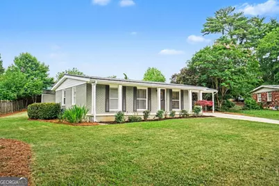 1801 Lochlomand Lane SE, Smyrna, GA 30080 - Photo 1