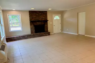 210 Orchard Dr, Commerce, GA 30529 - Photo 10