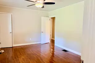 210 Orchard Dr, Commerce, GA 30529 - Photo 20