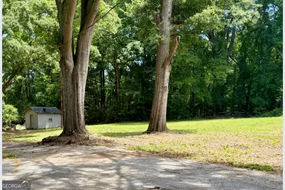 210 Orchard Drive, Commerce, GA 30529 - Photo 4