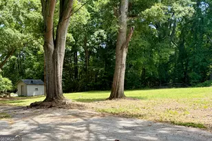 210 Orchard Dr, Commerce, GA 30529 - Photo 4