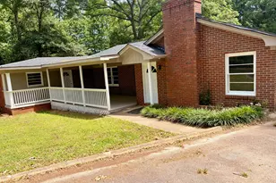 210 Orchard Dr, Commerce, GA 30529 - Photo 2